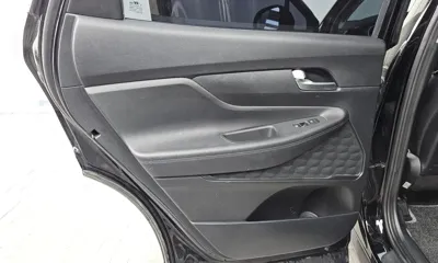 Hyundai Santafe 2022, 88129 км, за 15944.6 USD - фото 25