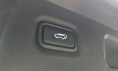 Hyundai Santafe 2022, 88129 км, за 15944.6 USD - фото 27