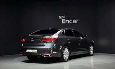 Kia K7 2019, 88546 км, за 8125.85 USD