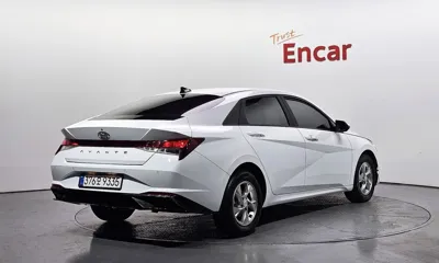 Hyundai Avante 2022, 84488 км, за 9646.51 USD