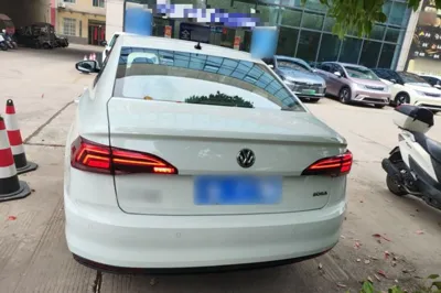 Volkswagen Bora 2020, 78500 км, за 8068 USD