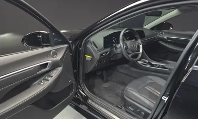 Hyundai Sonata 2020, 73231 км, за 11487.46 USD - фото 10