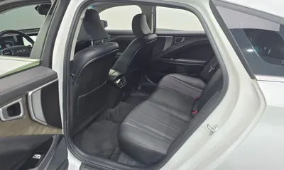 Kia K8 2023, 94821 км, за 12275.17 USD - фото 11