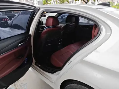 BMW 5 Series 2021, 144000 км, за 24429.25 USD