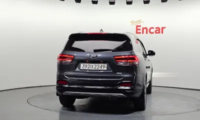 Kia Sorento 2016, 182596 км, за 5732.9 USD