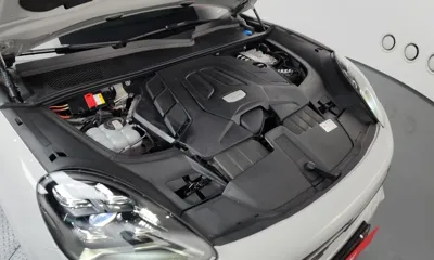 Porsche Cayenne 2022, 13672 км, за 78662.14 USD - фото 6