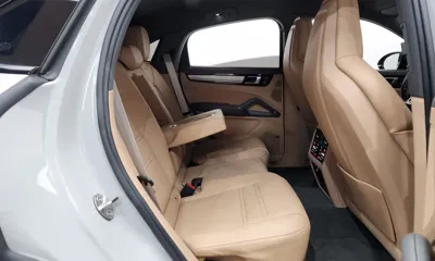 Porsche Cayenne 2022, 13672 км, за 78662.14 USD - фото 12