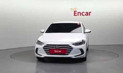 Hyundai Avante 2018, 105484 км, за 5901.27 USD