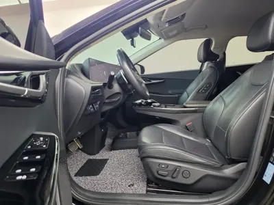 Kia EV6 2023, 117083 км, за 14808.98 USD - фото 9