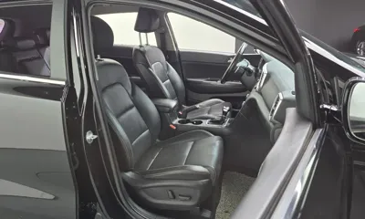 Kia Sportage 2020, 111738 км, за 8599.35 USD - фото 11