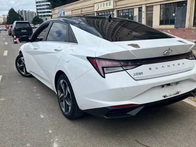 Hyundai Elantra 2022, 40000 км, за 8187.34 USD - фото 7