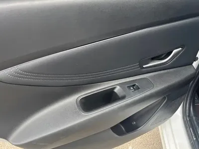 Hyundai Elantra 2022, 40000 км, за 8187.34 USD - фото 11