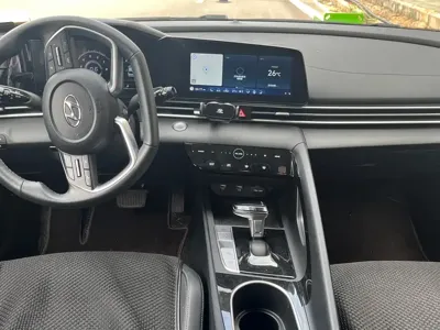 Hyundai Elantra 2022, 40000 км, за 8187.34 USD - фото 12