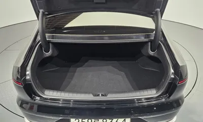 Hyundai Grandeur 2023, 29988 км, за 20282.12 USD - фото 20