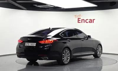 Hyundai Genesis 2016, 228954 км, за 5382.56 USD