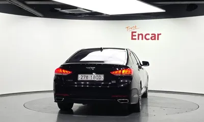 Hyundai Genesis 2016, 228954 км, за 5382.56 USD
