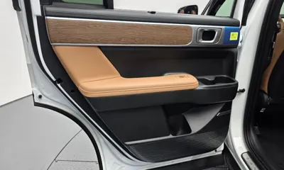Hyundai Santafe 2025, 4102 км, за 24615.99 USD - фото 24