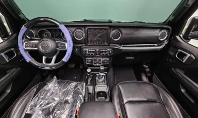 Jeep Wrangler 2023, 69737 км, за 29864.55 USD - фото 7