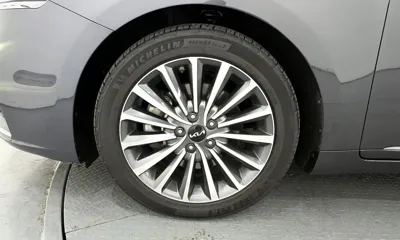 Kia K7 2017, 66617 км, за 11369.65 USD