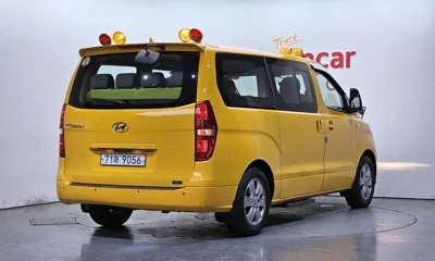 Hyundai Starex 2021, 81156 км, за 15482.71 USD