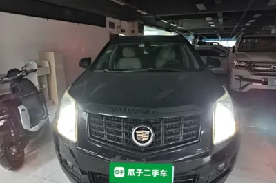 Cadillac SRX 2015, 76000 км, за 7624 USD