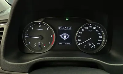Hyundai Avante 2017, 97979 км, за 5451.92 USD - фото 8