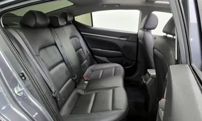 Hyundai Avante 2017, 97979 км, за 5451.92 USD - фото 12
