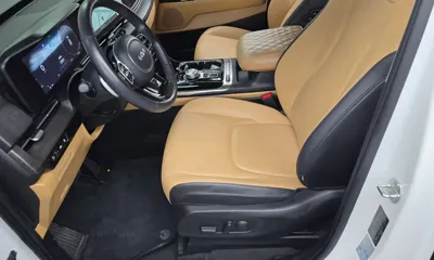 Kia Canival 2023, 98964 км, за 15954.41 USD - фото 29