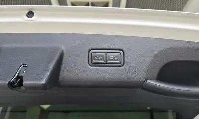 Kia Canival 2023, 98964 км, за 15954.41 USD - фото 30