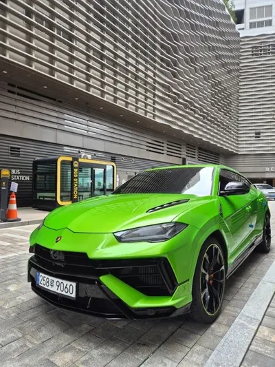 Lamborghini Urus · 2023 год