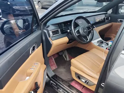 Li Auto Li ONE 2021, 76000 км, за 13723 USD
