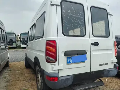 IVECO Baodi 2015, 140000 км, за 3501.99 USD - фото 6
