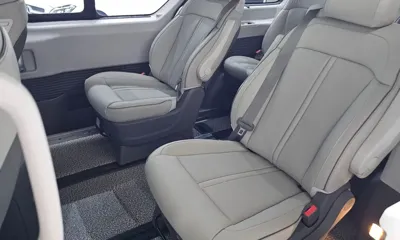 Hyundai Staria 2022, 70340 км, за 19686.23 USD - фото 32