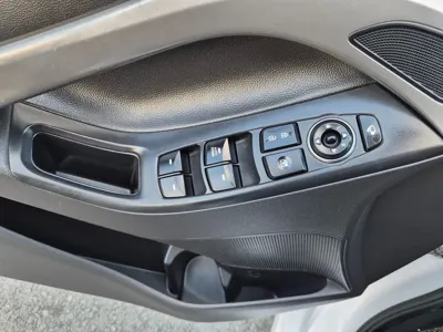 Hyundai Avante 2015, 74911 км, за 3872.92 USD - фото 11