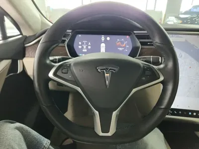 Tesla Model S 2017, 48923 км, за 28859.95 USD - фото 9