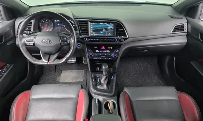 Hyundai Avante 2018, 53298 км, за 8990.23 USD - фото 7