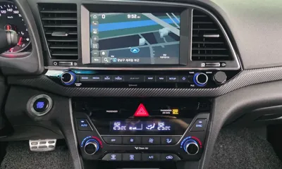 Hyundai Avante 2018, 53298 км, за 8990.23 USD - фото 14
