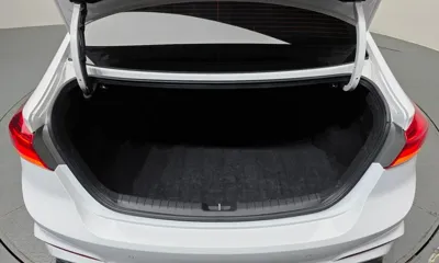 Hyundai Avante 2018, 53298 км, за 8990.23 USD - фото 20