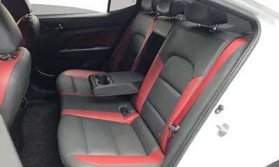 Hyundai Avante 2018, 53298 км, за 8990.23 USD - фото 26