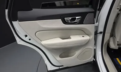 Volvo XC60 2026, 9464 км, за 38939.88 USD - фото 25