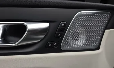 Volvo XC60 2026, 9464 км, за 38939.88 USD - фото 29