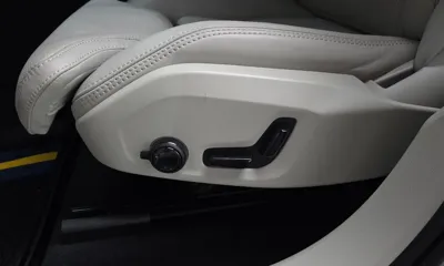 Volvo XC60 2026, 9464 км, за 38939.88 USD - фото 30