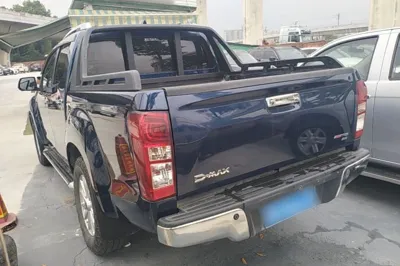 Isuzu D-MAX 2020, 70000 км, за 14232 USD