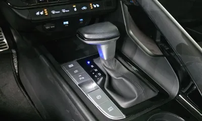 Hyundai Avante 2024, 43685 км, за 12703.59 USD - фото 9