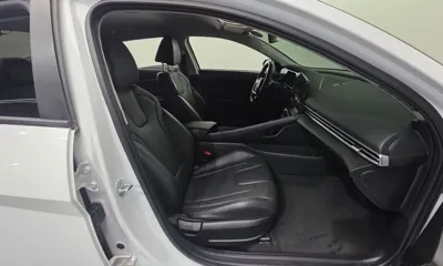Hyundai Avante 2024, 43685 км, за 12703.59 USD - фото 10