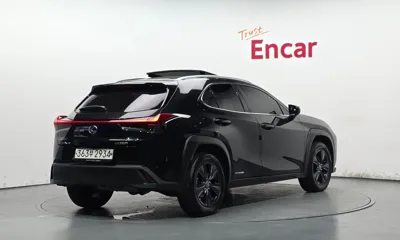 Lexus UX 2021, 89385 км, за 19450.97 USD