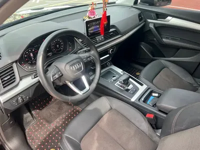 Audi Q5L 2019, 130000 км, за 18834.24 USD