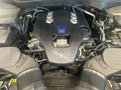 Maserati Levante 2023, 3748 км, за 59156.19 USD - фото 6