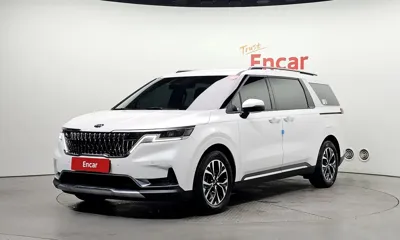 Kia Canival · 2021 год