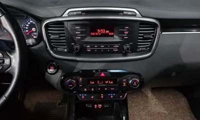Kia Sorento 2015, 110063 км, за 8391.89 USD - фото 28